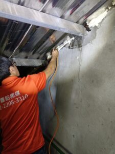 白蟻防治作業