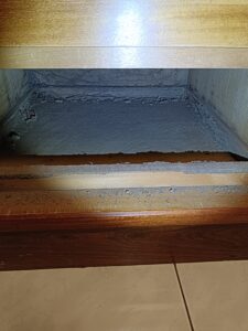 抽屜櫃內白蟻裝況